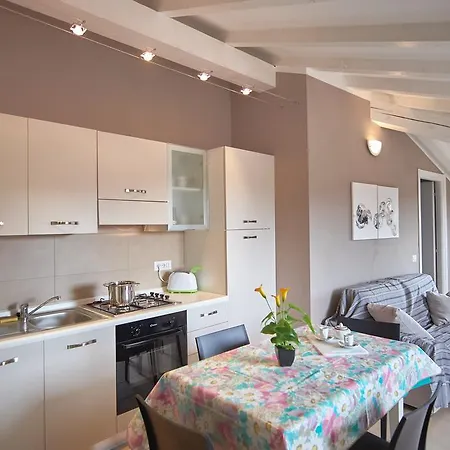 Vicolo Folcioli Apartman *